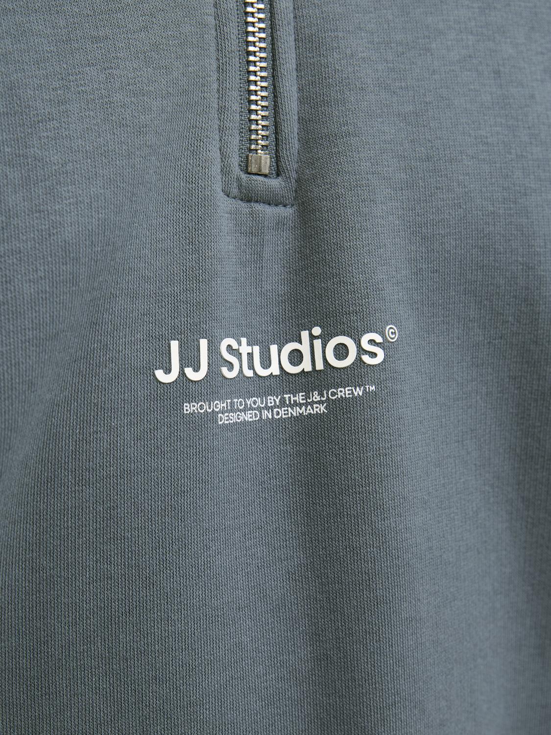 model_shot-detail