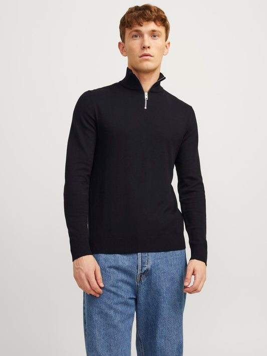 model_shot-front