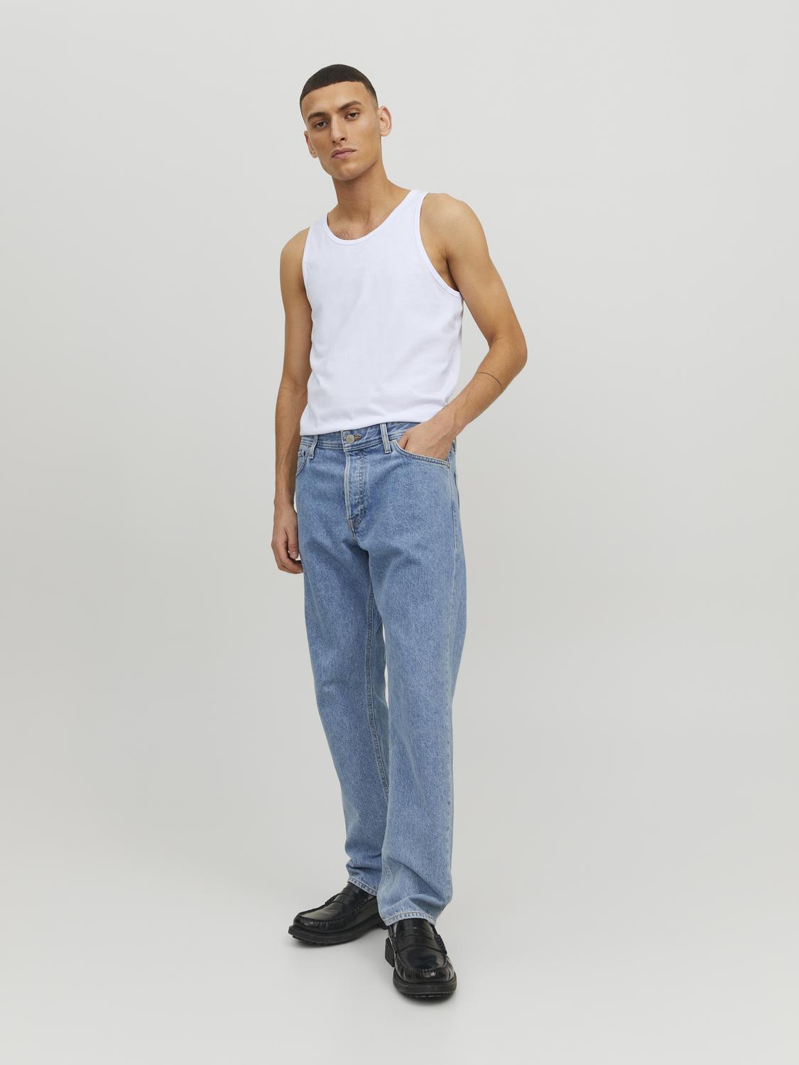 model_shot-front_full