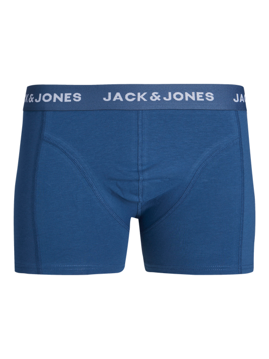 model_shot-front_full