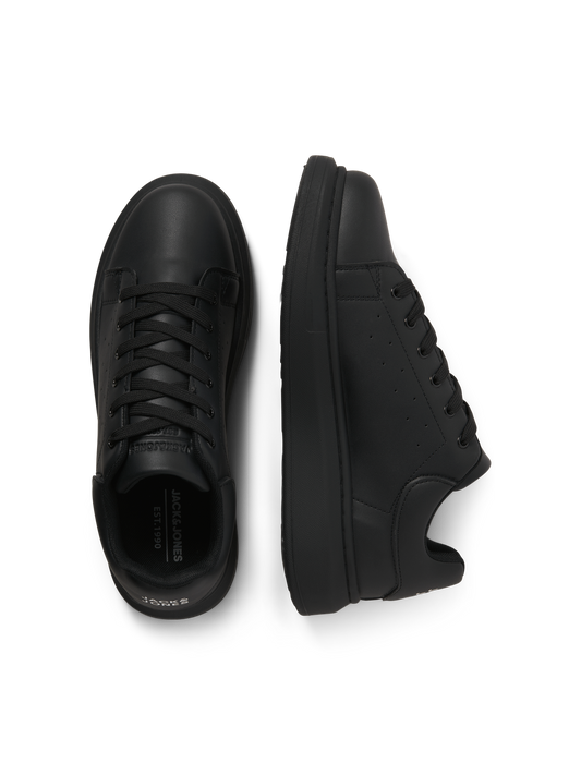 model_shot-front_full