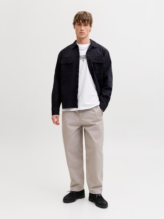 model_shot-front_full