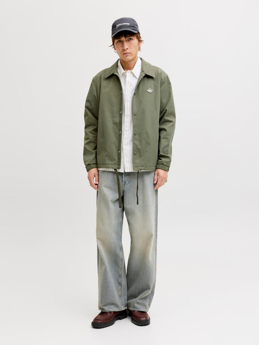 model_shot-front_full