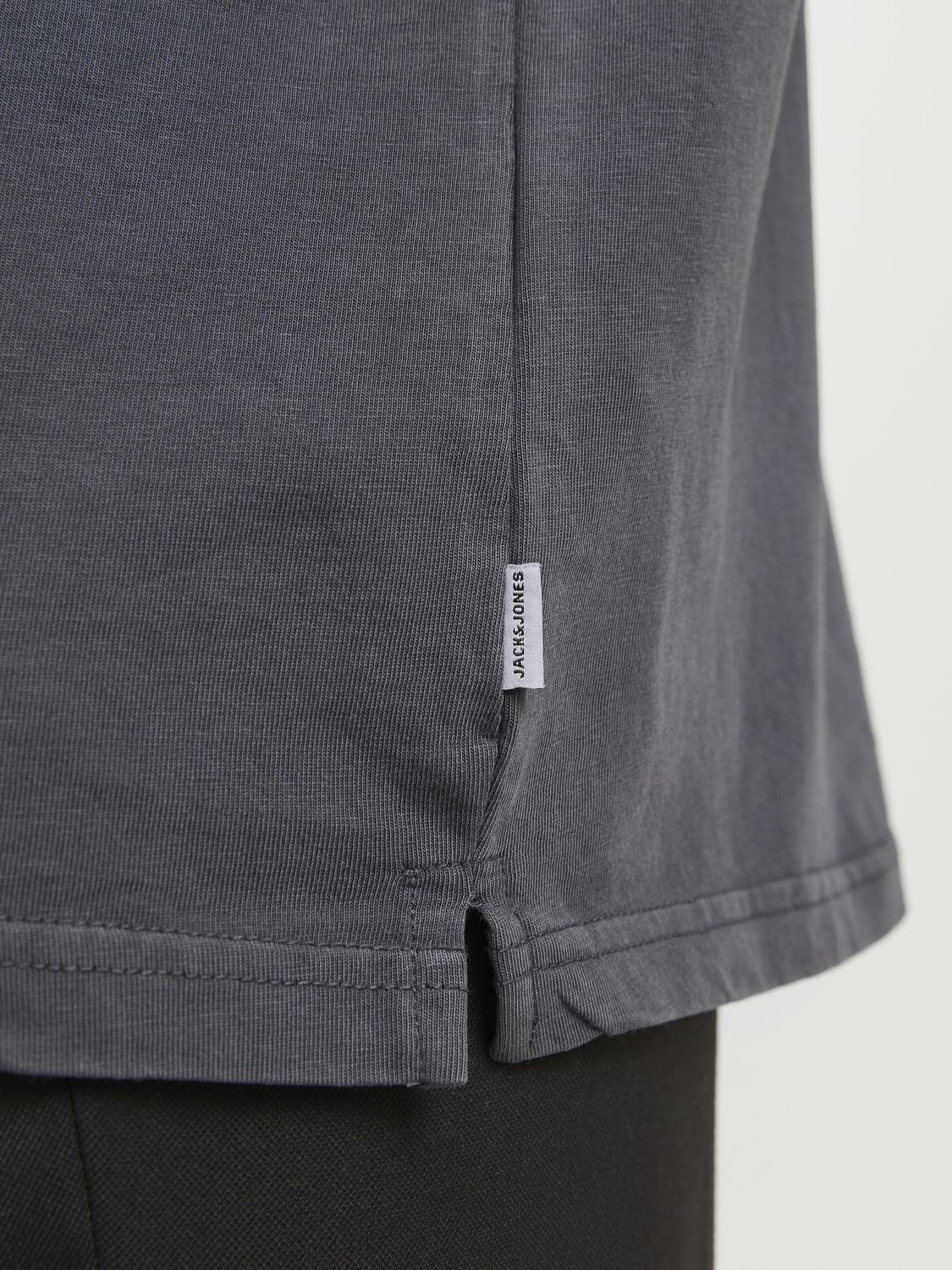 model_shot-detail