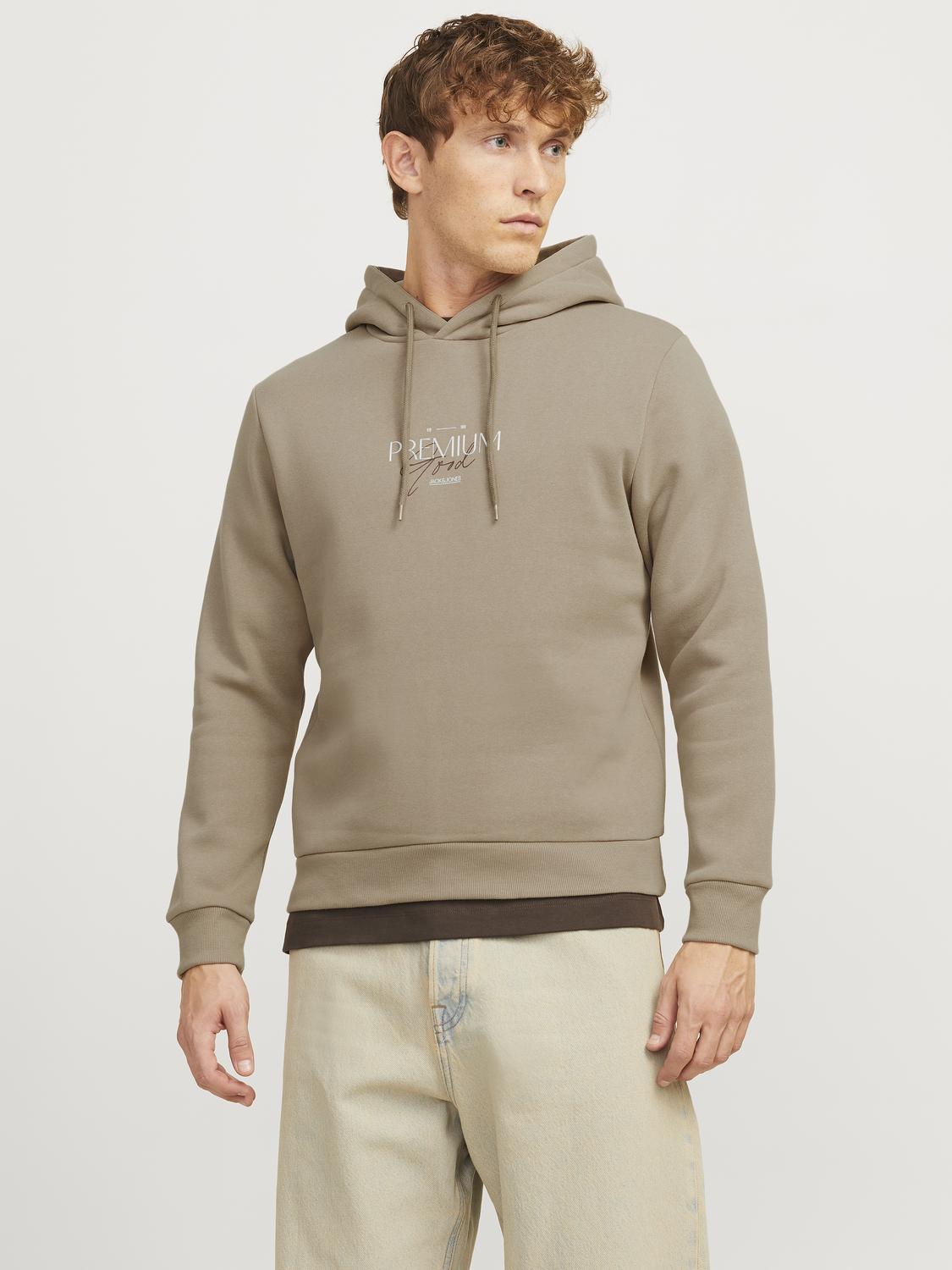 model_shot-front