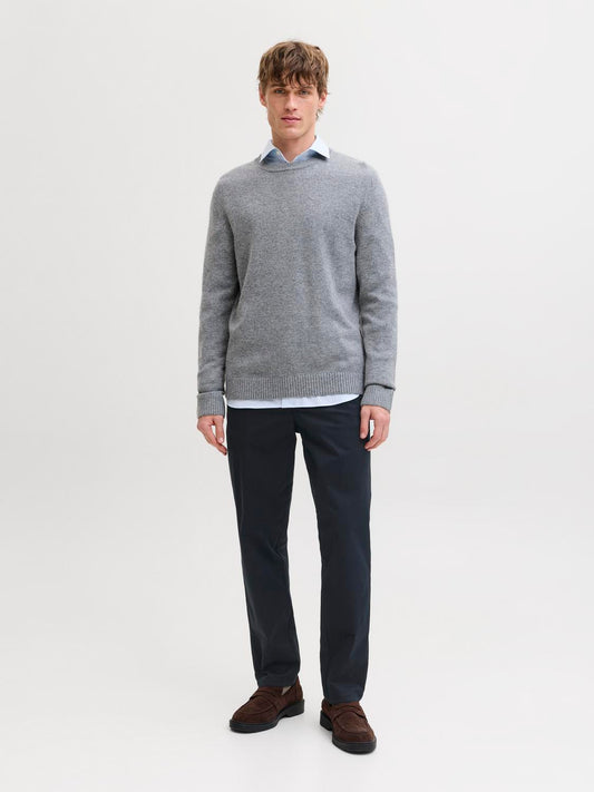 model_shot-front_full