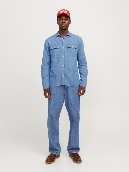 model_shot-front_full