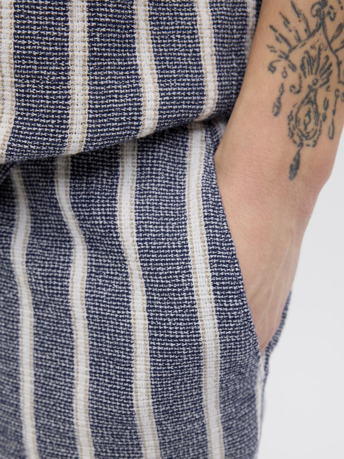 model_shot-detail