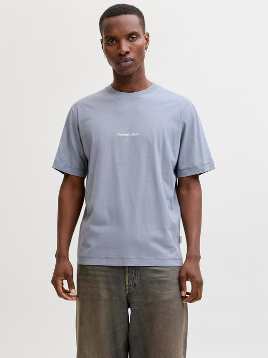 model_shot-front