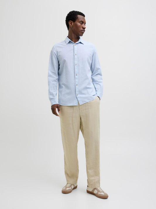 model_shot-front_full