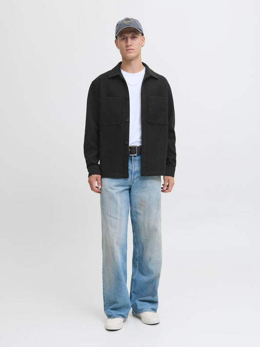 model_shot-front_full