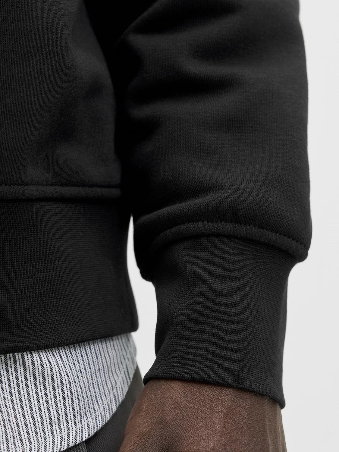 model_shot-detail