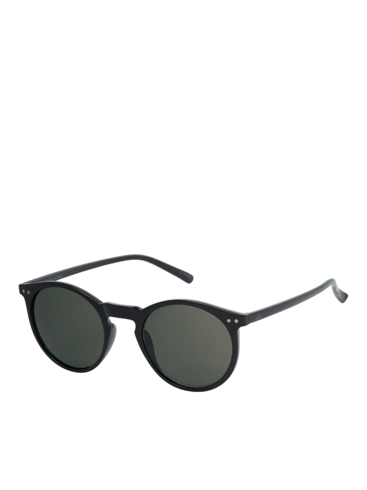 pack_shot-front_angled