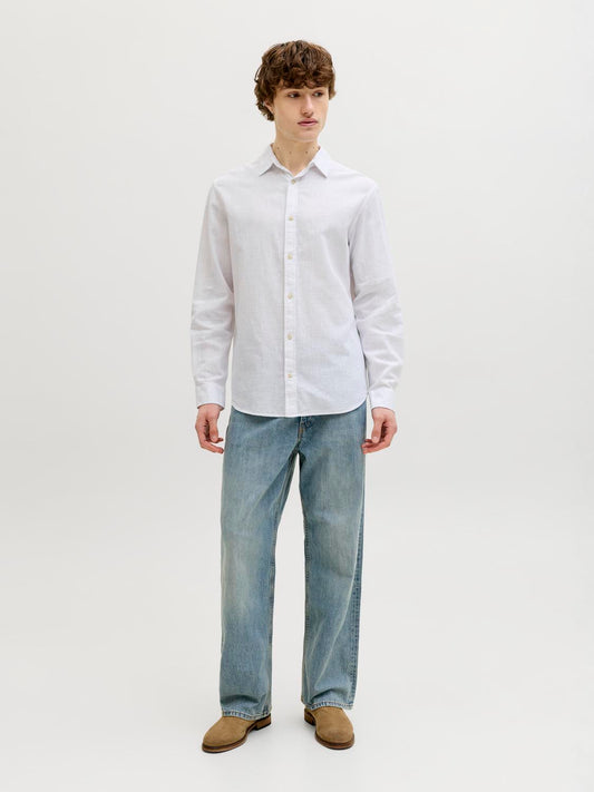 model_shot-front_full