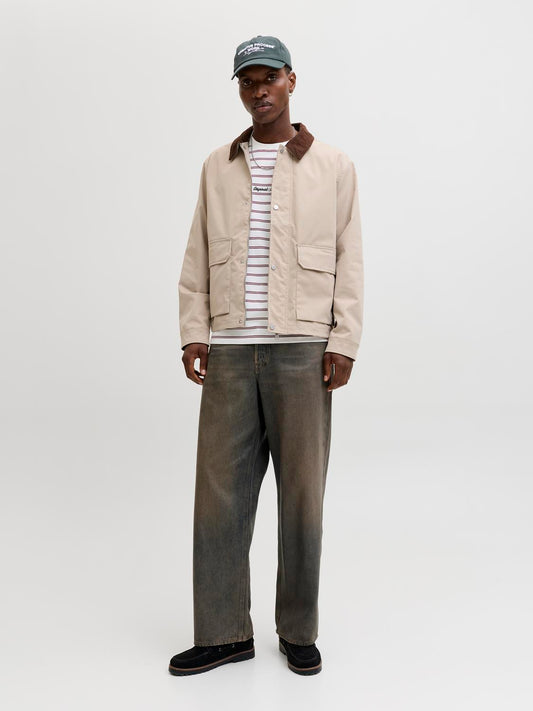 model_shot-front_full