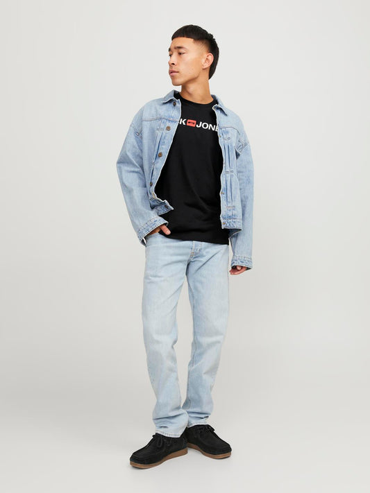 model_shot-front_full