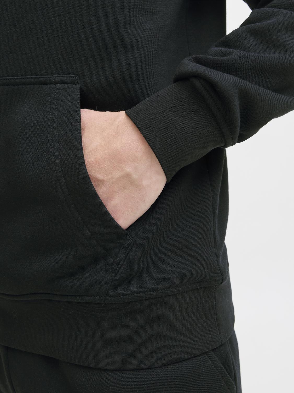 model_shot-detail