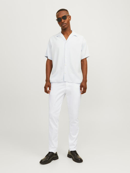 model_shot-front_full