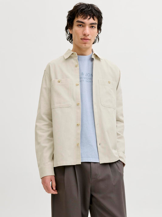 model_shot-front