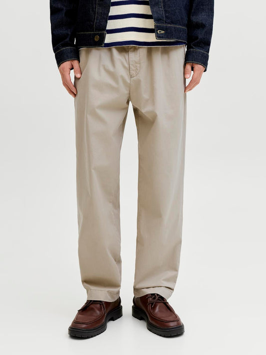 model_shot-front