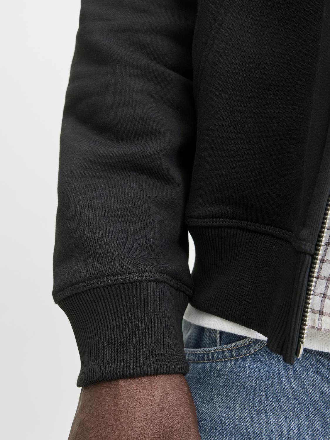model_shot-detail