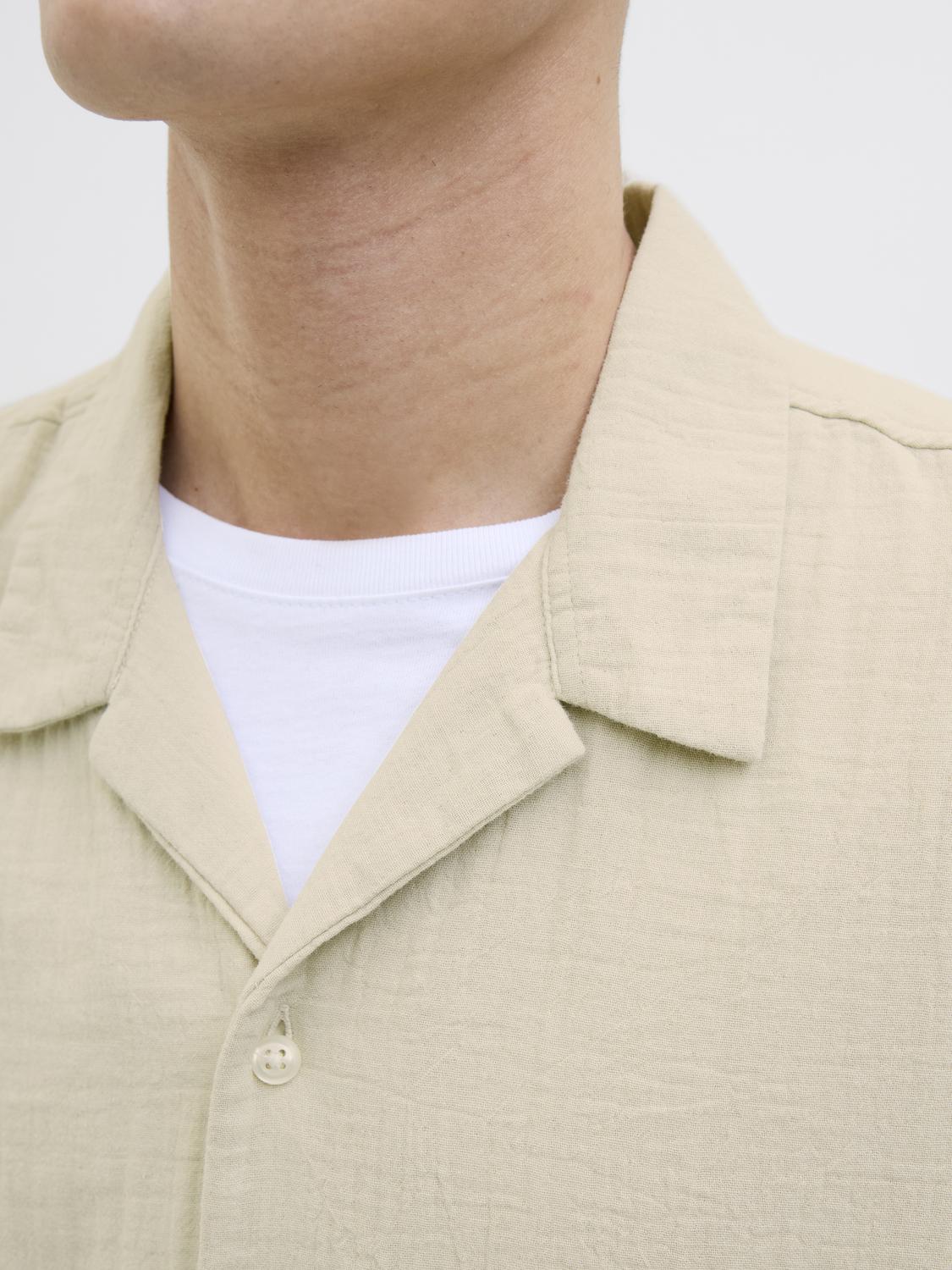 model_shot-detail