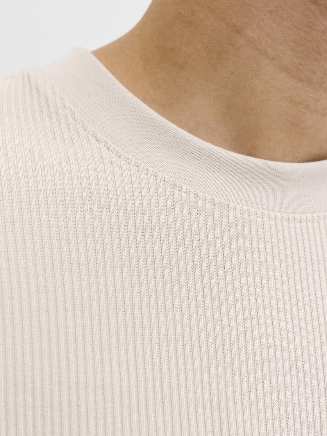 model_shot-detail