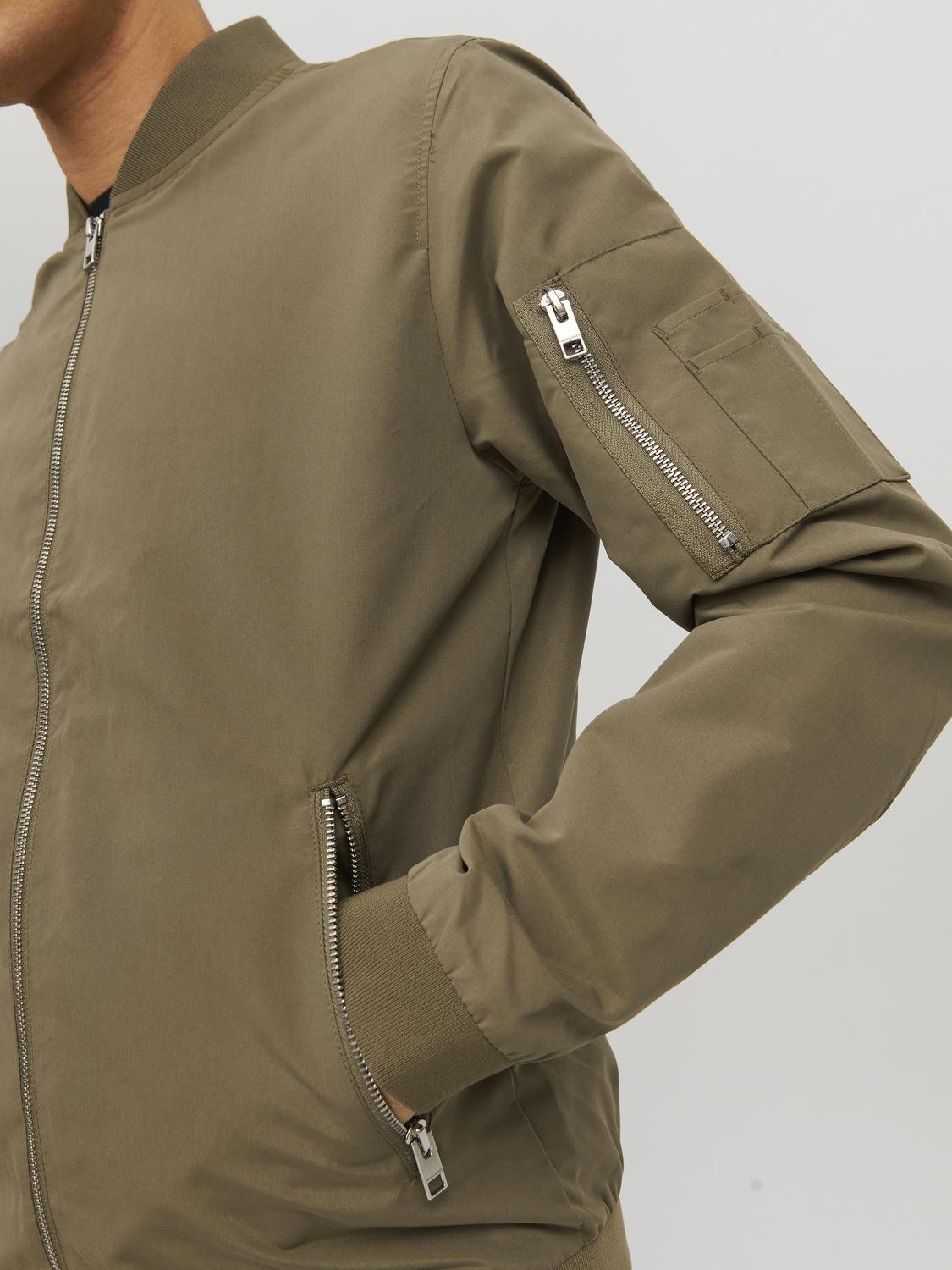 model_shot-detail