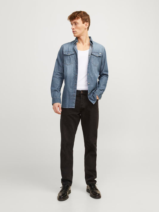 model_shot-front_full