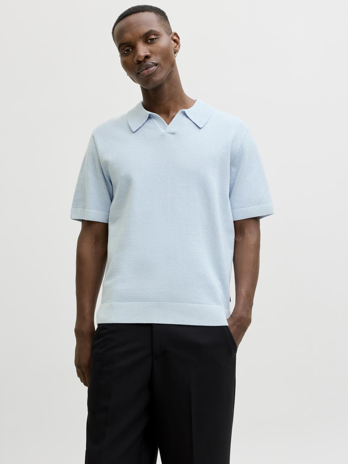 model_shot-front