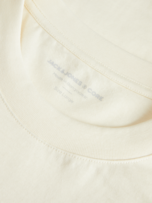 model_shot-detail