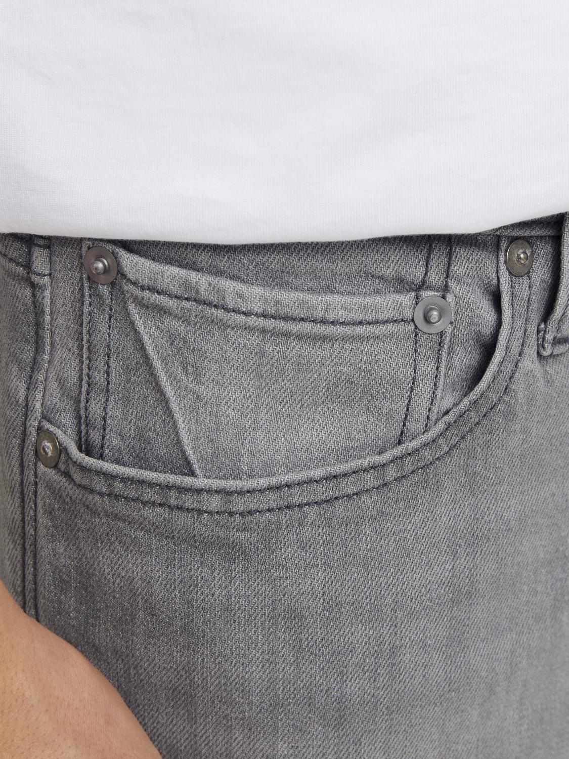 model_shot-detail