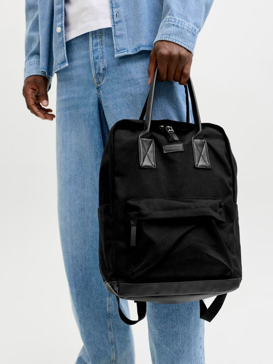model_shot-front