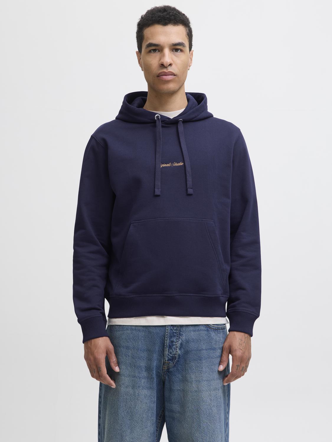 model_shot-front