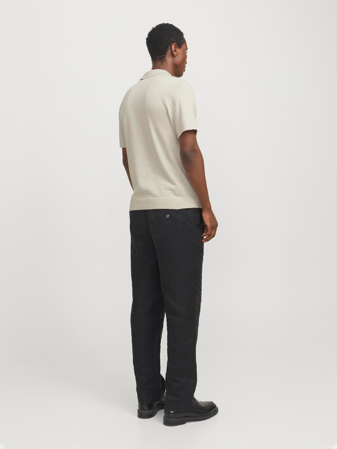 model_shot-back