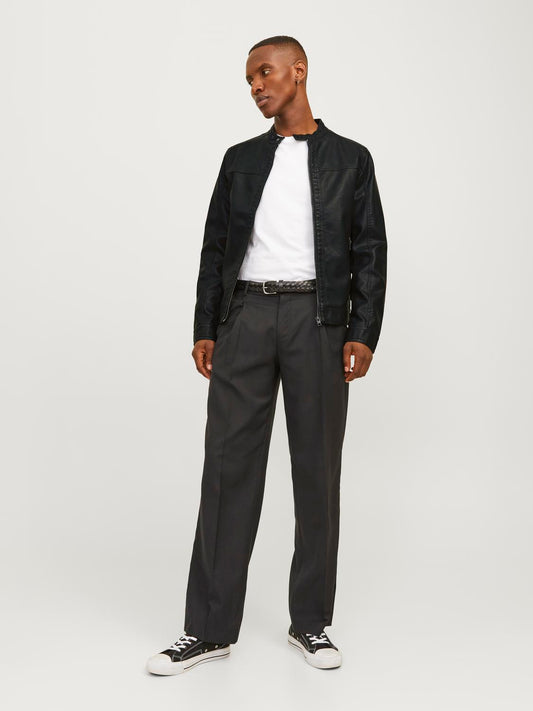 model_shot-front_full