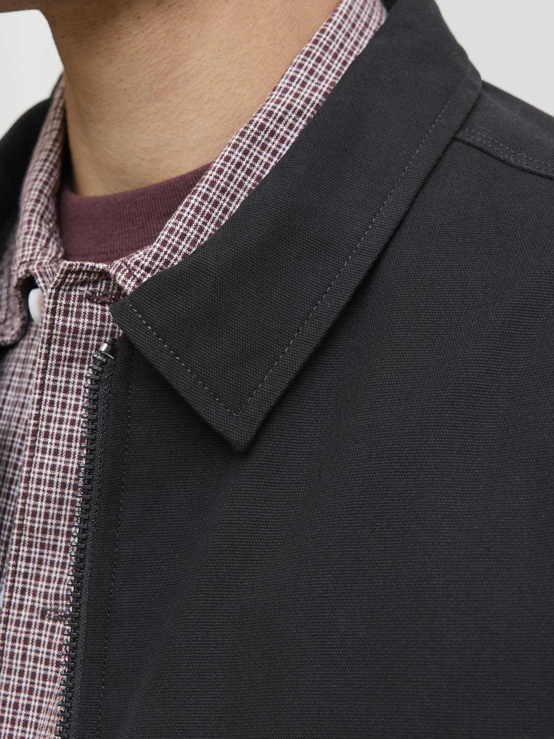 model_shot-detail