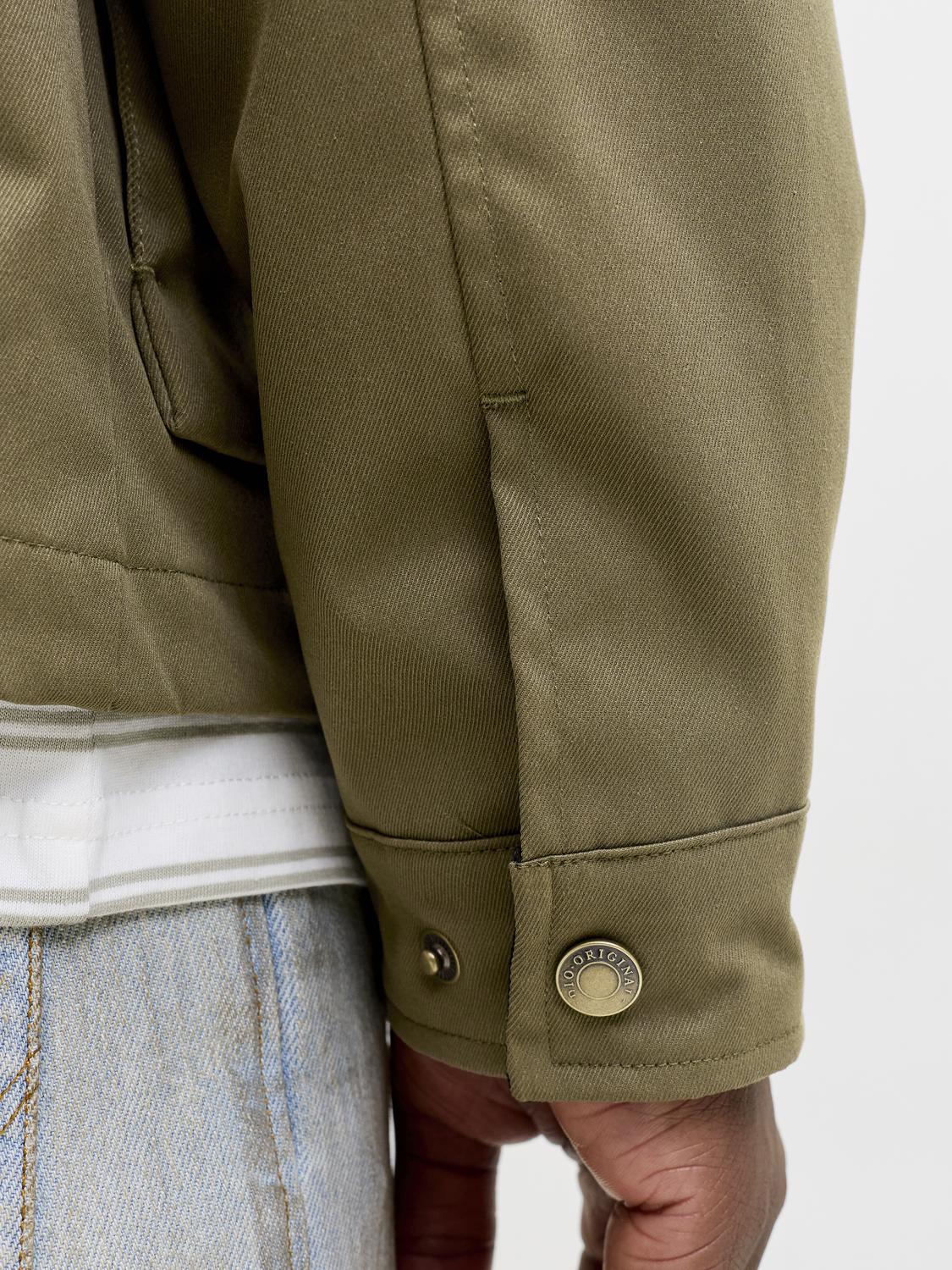 model_shot-detail