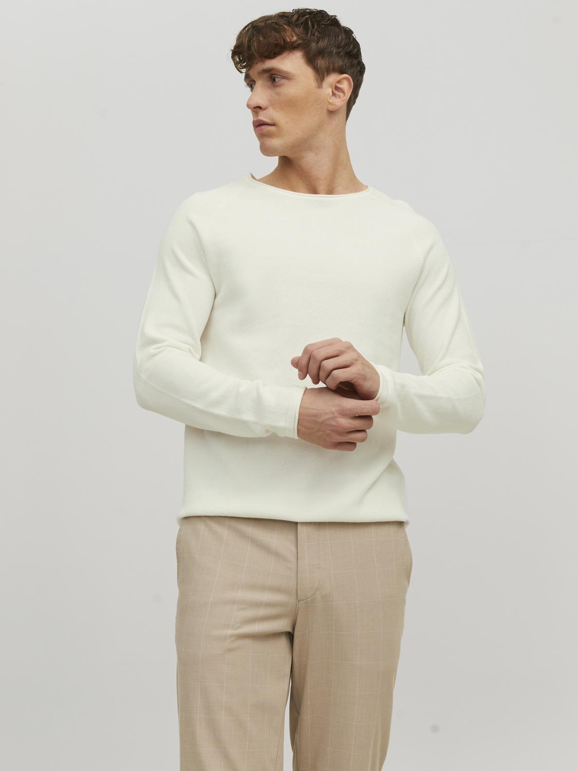 model_shot-front
