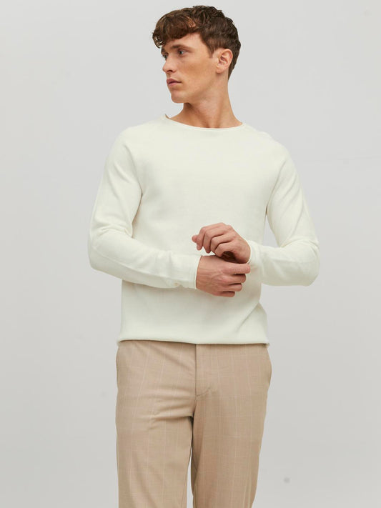model_shot-front