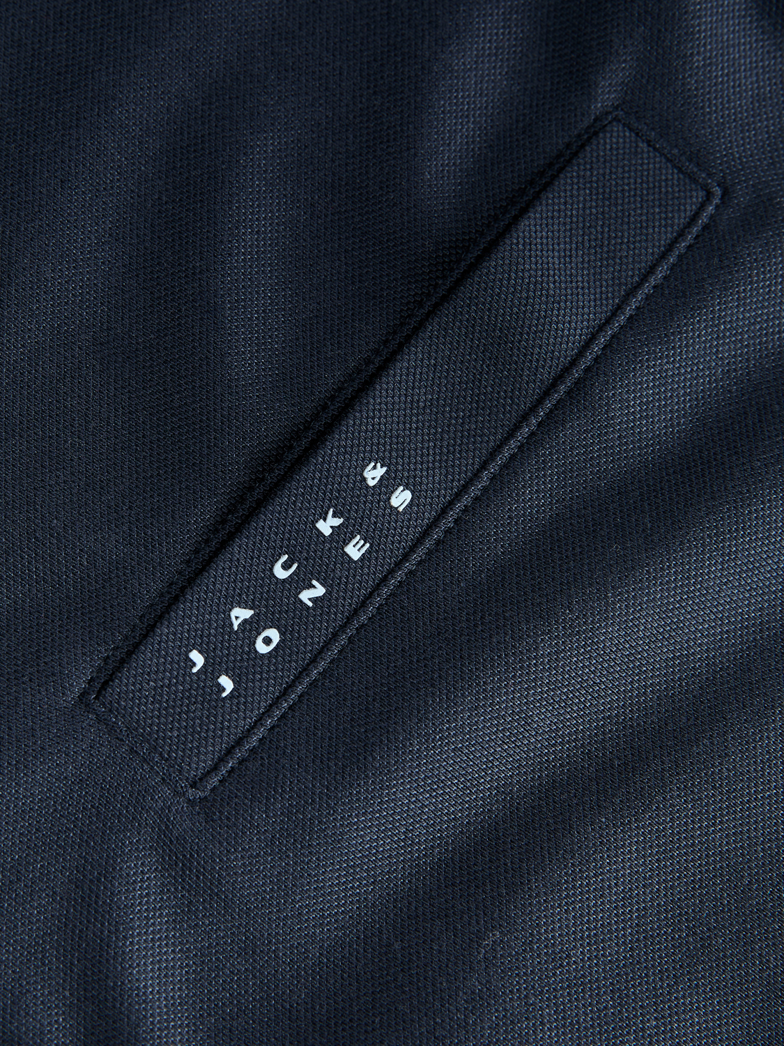 model_shot-detail