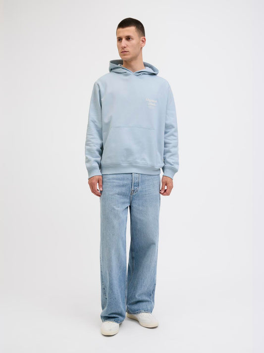 model_shot-front_full