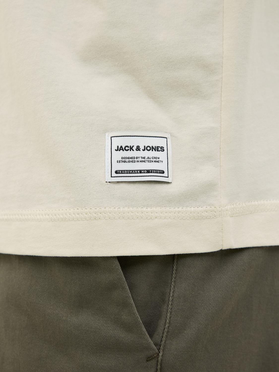 model_shot-detail