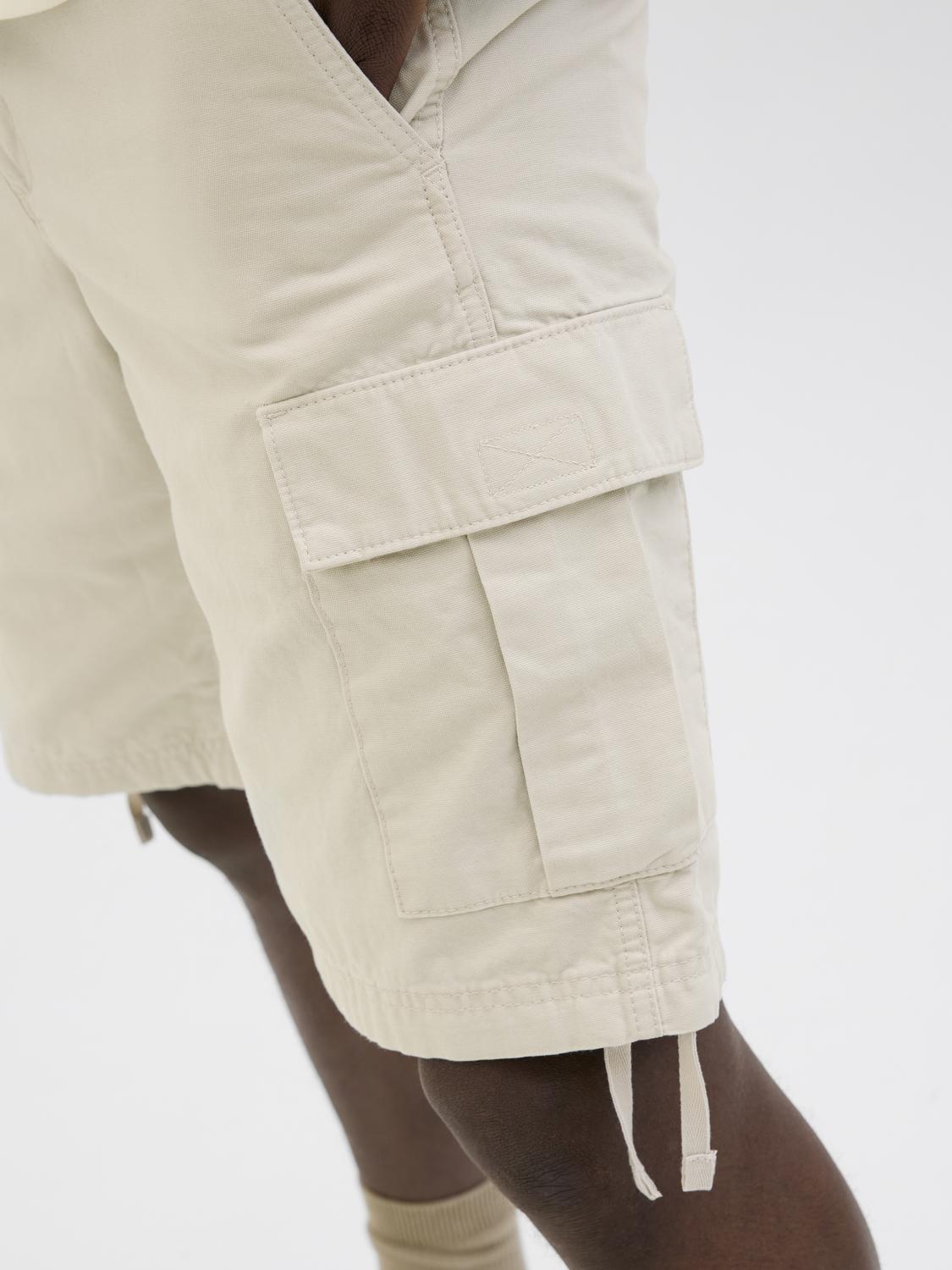 model_shot-detail
