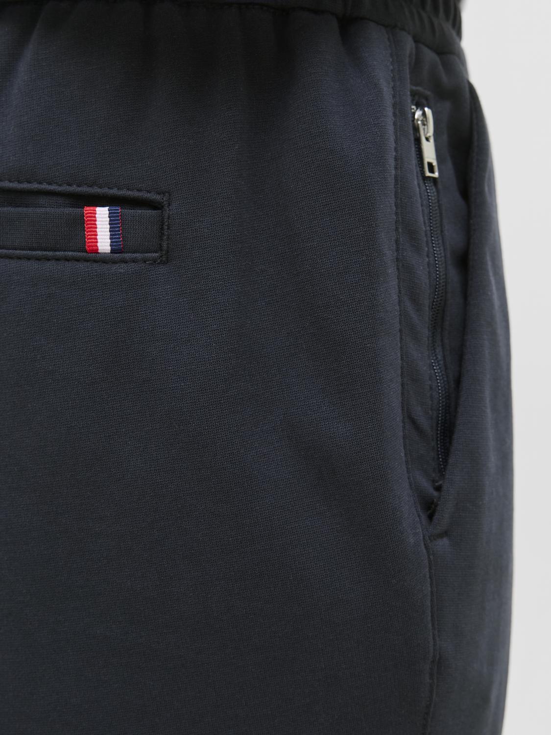 model_shot-detail