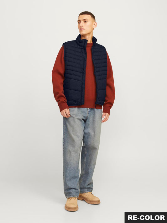 model_shot-front_full