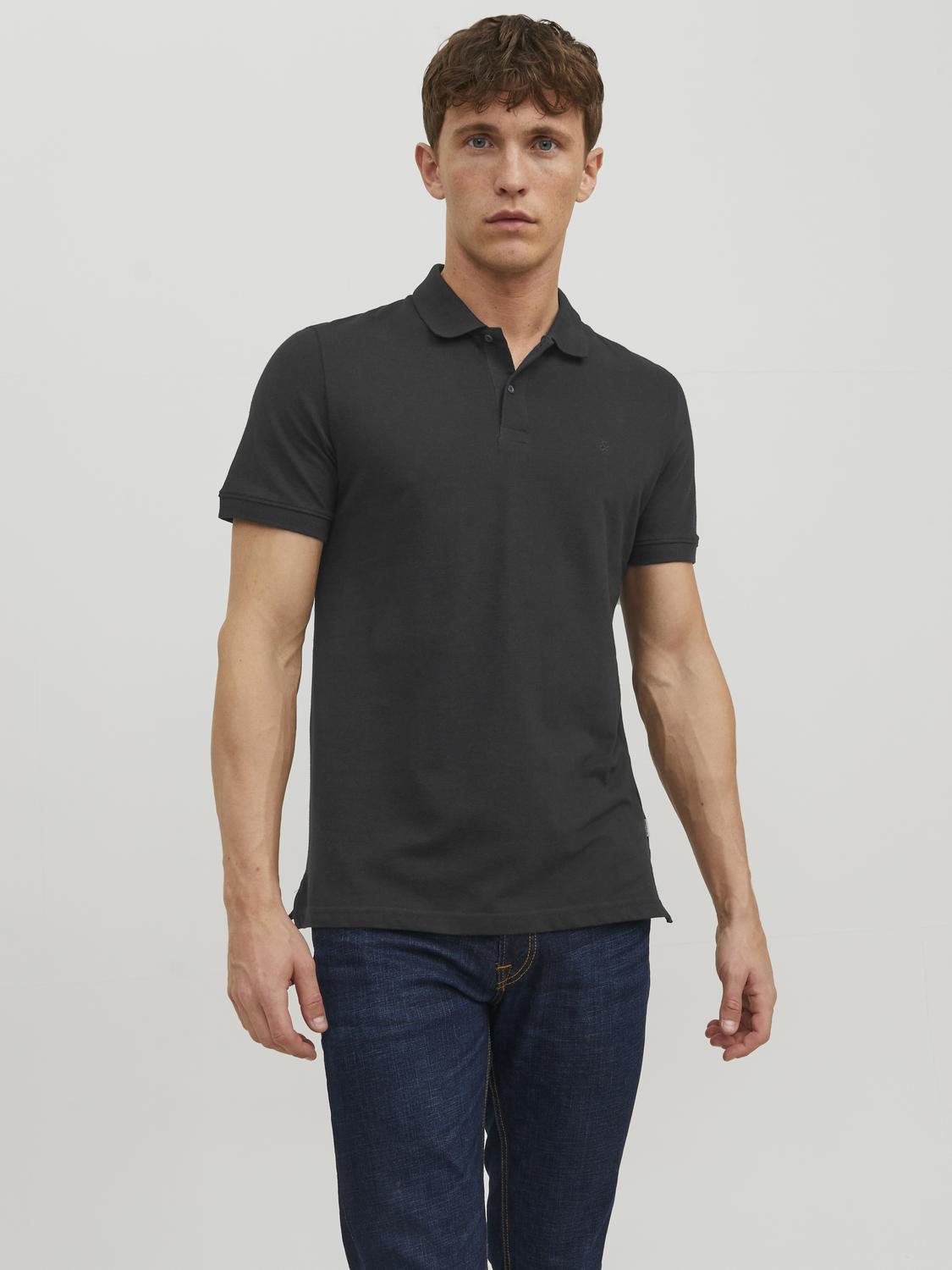 model_shot-front