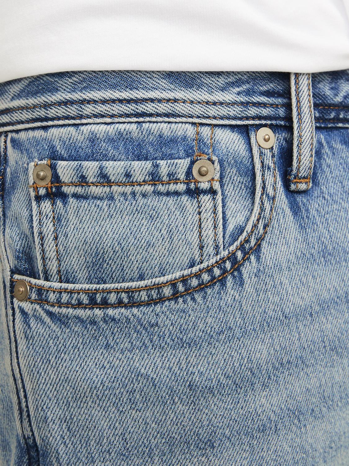 model_shot-detail
