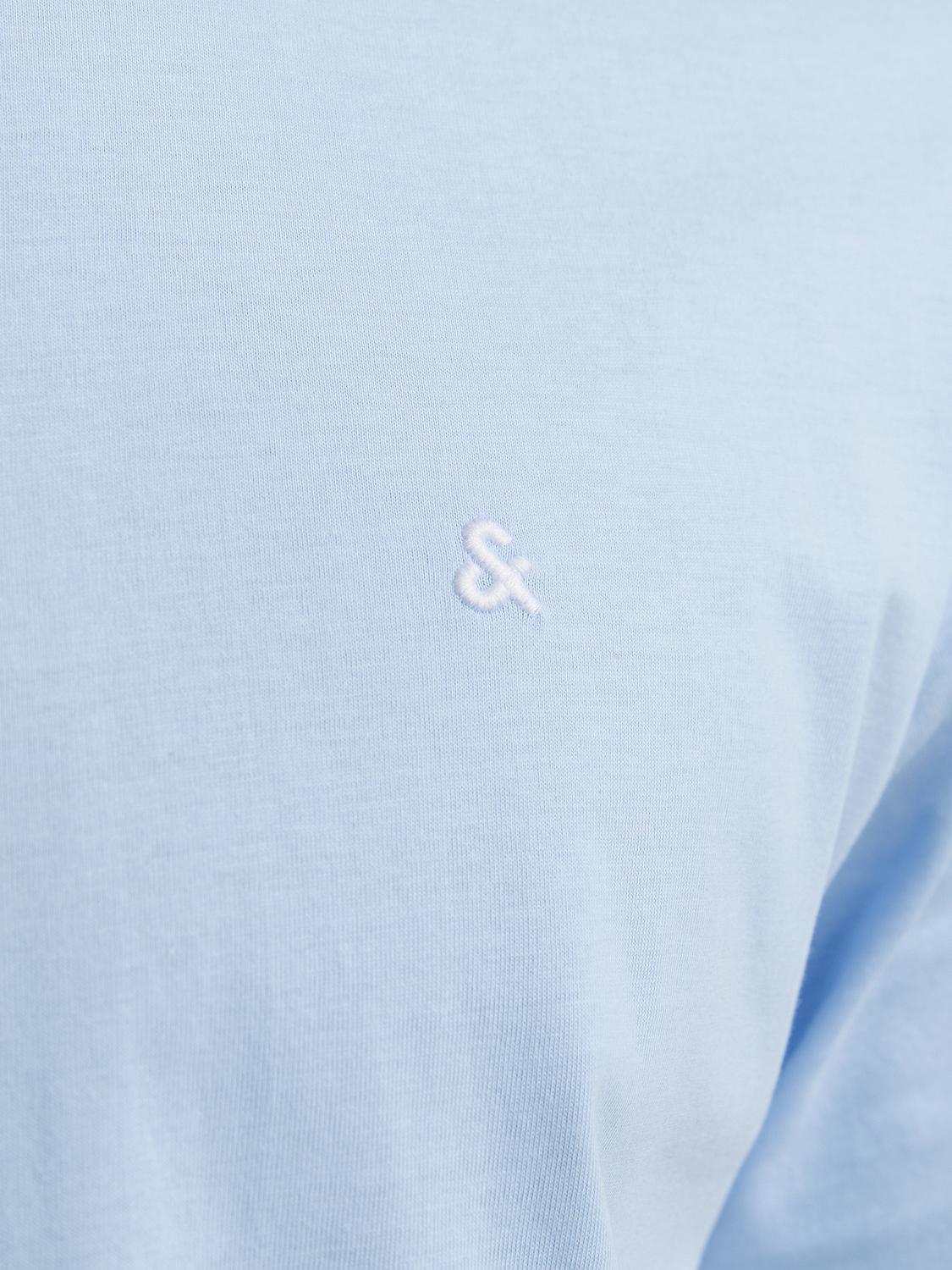 model_shot-detail
