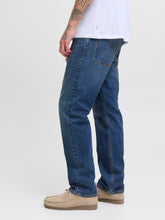 Load image into Gallery viewer, model_shot-detail
